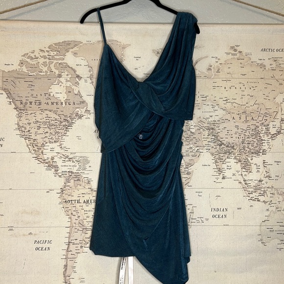 NWT HOUSE OF CB ‘Josephine’ Navy Silky Twist Drape Dress Size L+ - Picture 5 of 9